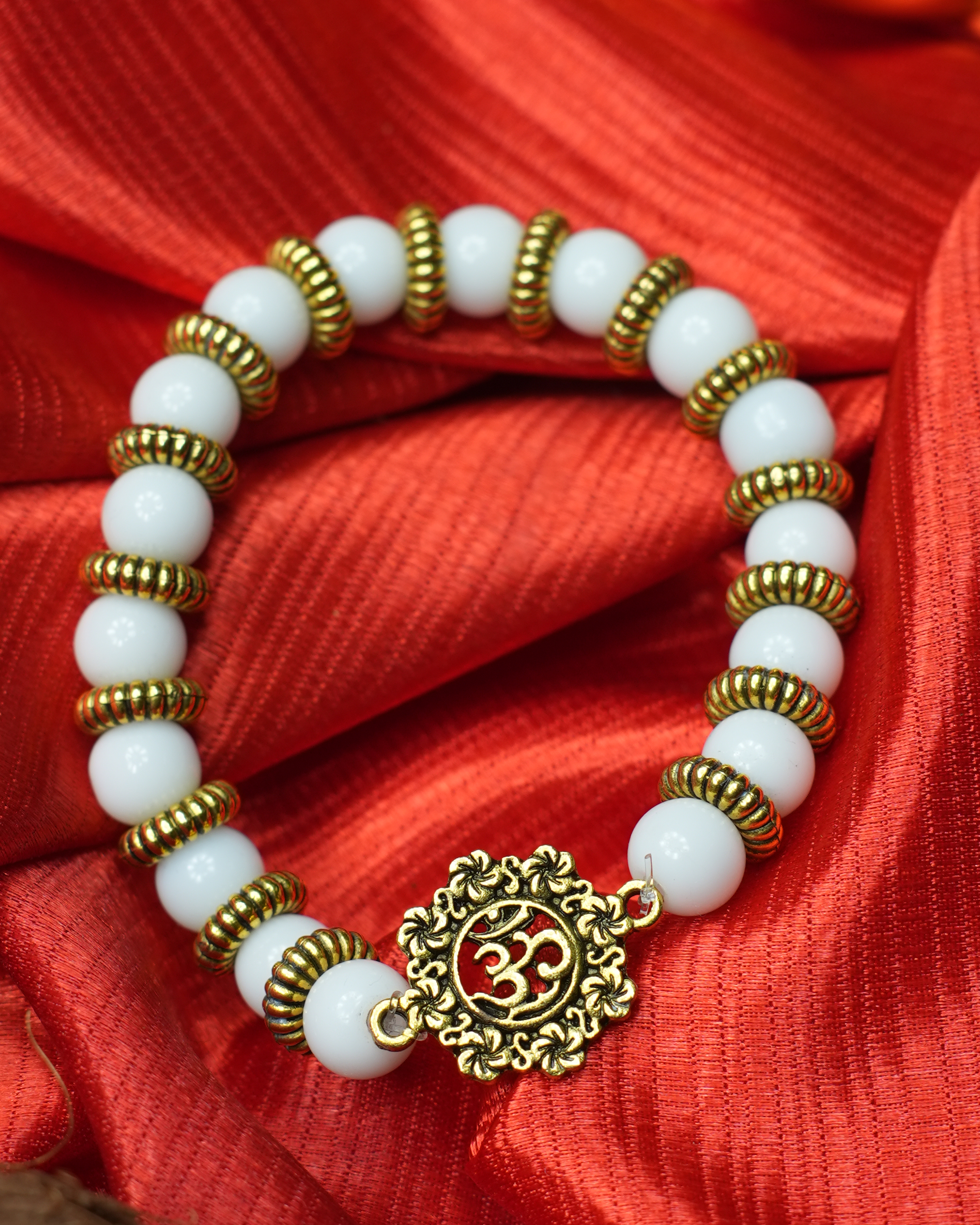 tatva-bracelet-|-pure-white-beads-with-oxidised-om-bracelets-tatvayog-bracelet